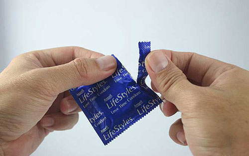نحوه استفاده از کاندوم مردانه