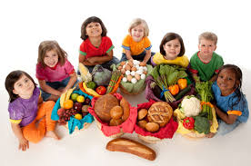 نکات مهم و قابل توجه در تغذیه کودک در سال دوم زندگی